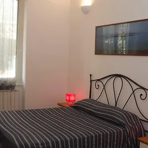 Perdiana House Genoa